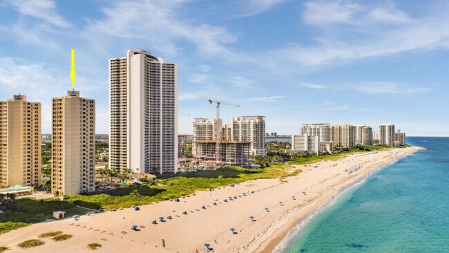 Building Photo - 2800 N Ocean Dr