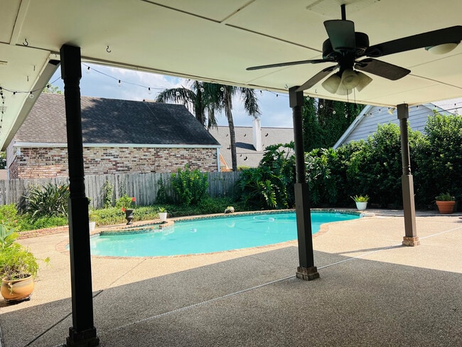 heated in ground pool and covered patio - 36 Grand Canyon Dr