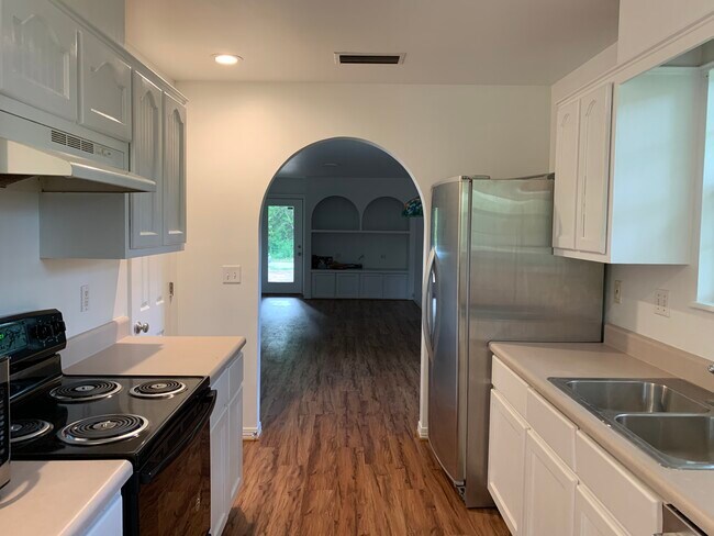 Cocina - 2608 Old Spanish Trail