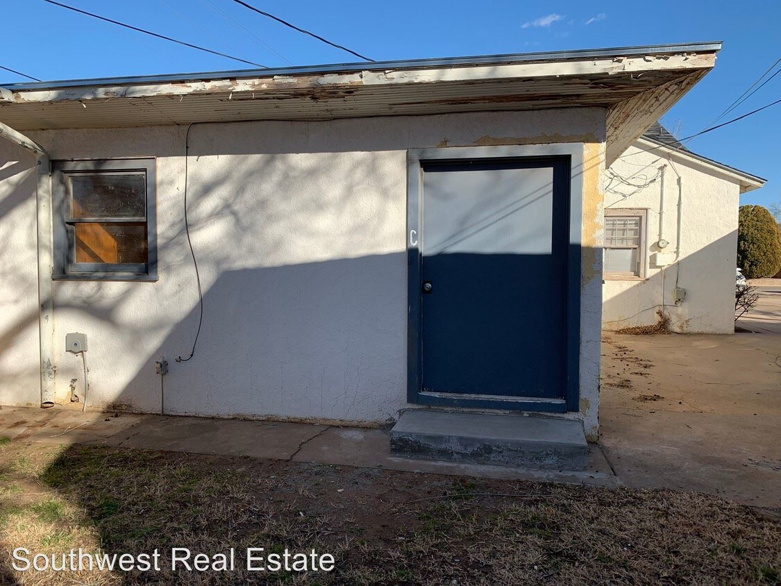 Foto principal - 1020 Pile St