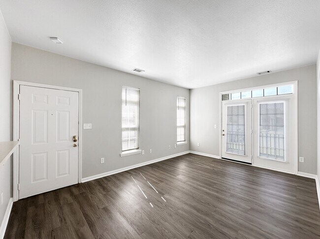 Sala de estar Royal Elk de Beaver Creek Apartments - Beaver Creek Apartments