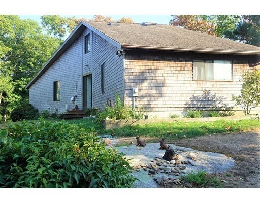 Building Photo - 49 Woodbury St