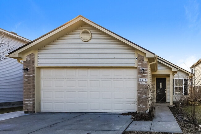 Building Photo - 4312 Village Trace Dr