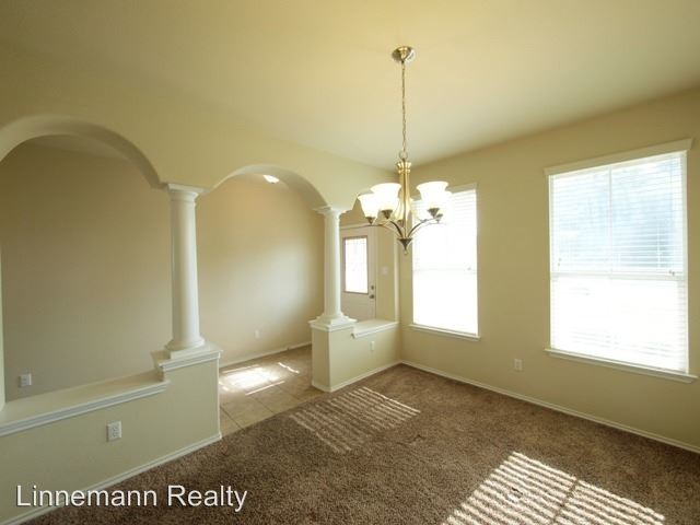 Building Photo - 5411 Southern Belle Dr