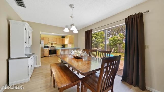 Building Photo - 3 br, 2 bath House - 294 Shores Blvd