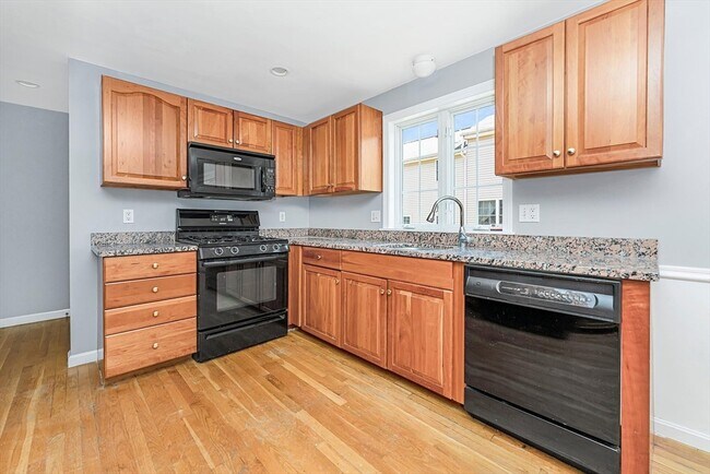 Photo - 1005 Trapelo Rd Townhome