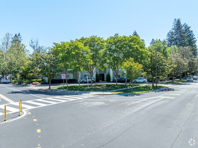 Foto del edificio - 20 Willow Rd