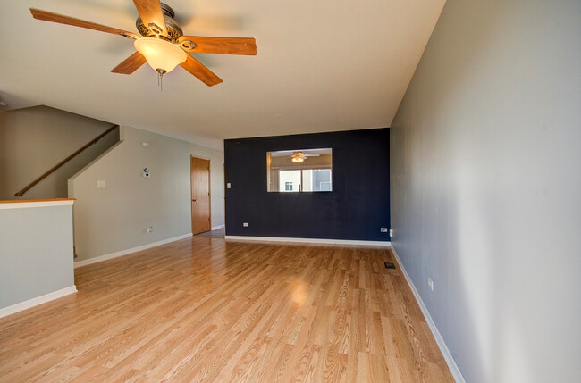 Building Photo - 3504 Meadow Lily Dr