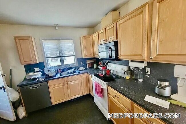 Foto del edificio - 288 Boston Ave