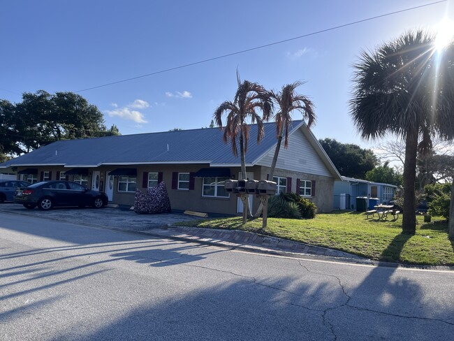 Building Photo - 7612 Orange Ave