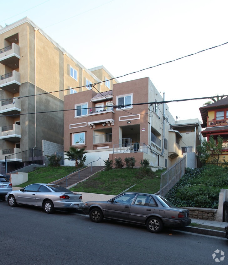 Primary Photo - 448 S Lake St