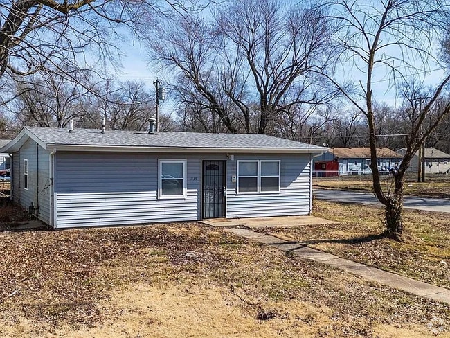 Building Photo - 1135 St Stephens Dr