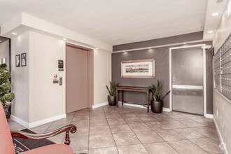 Lobby - Montecito Point