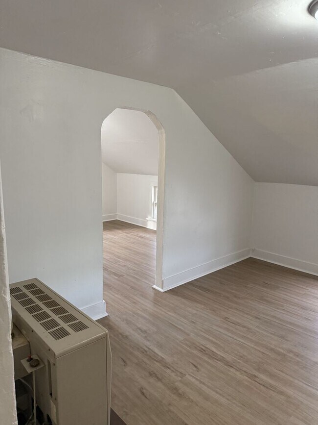 Foto del edificio - $850 - I Bedroom 1 Bathroom Apartment - He...