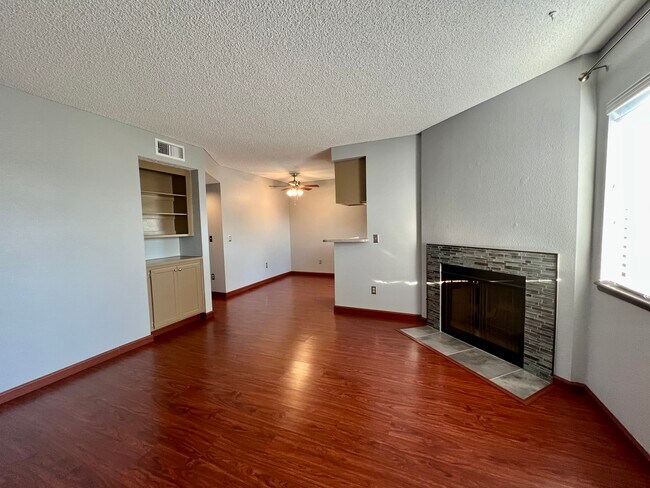 Building Photo - 4762 33rd St