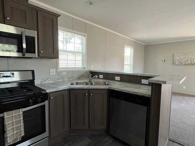 Building Photo - 5172 Champagne Dr