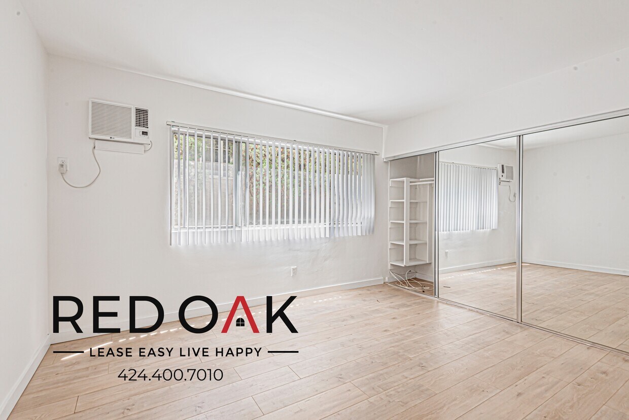 Foto principal - 1327 Laurel Ave