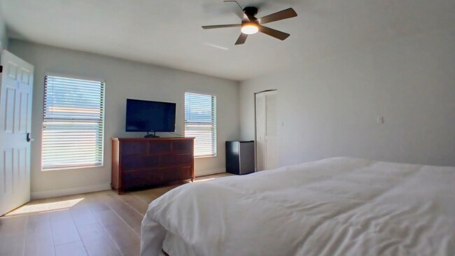 Foto del edificio - 5303 Glen Harwell Rd