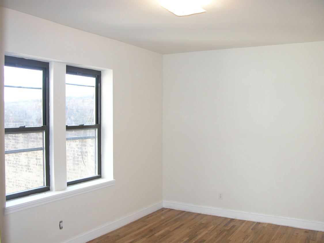 Bedroom - 321 61st St