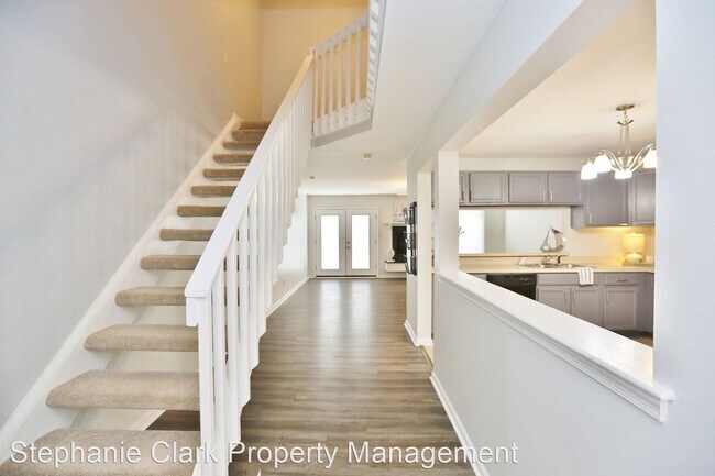 Building Photo - 3 br, 2.5 bath House - 1519 Sword Dancer D...