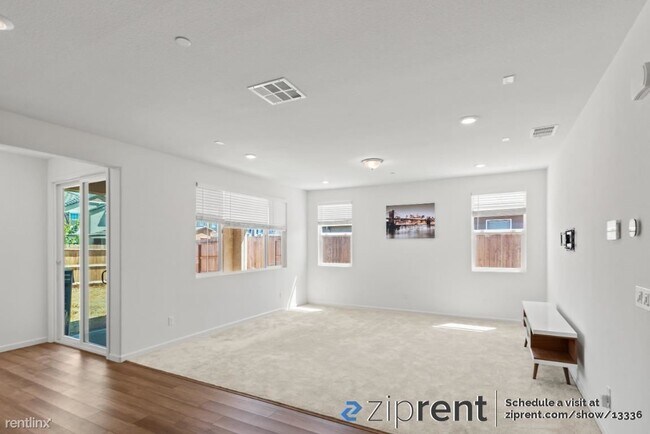 Foto del edificio - 3 br, 2 bath House - 1649 West Woodward Av...