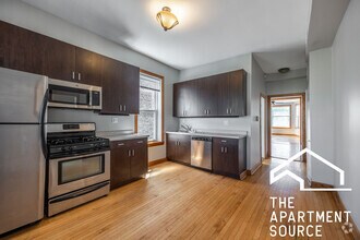 Building Photo - 3110 W Fullerton Ave