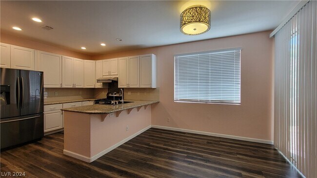 Building Photo - 10628 Coral Vine Arbor Ave