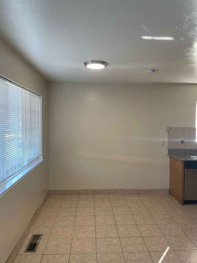 Photo - 2130 Main St Apartment