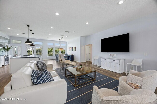 Foto del edificio - 108 Glenmawr Ct
