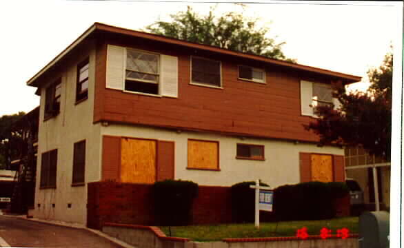 Building Photo - 11645 Burbank Blvd