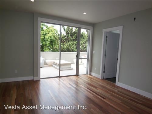 Foto del edificio - 3280 22nd St