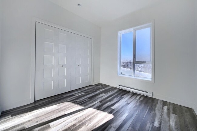 Photo du bâtiment - 430 Rue Notre-Dame