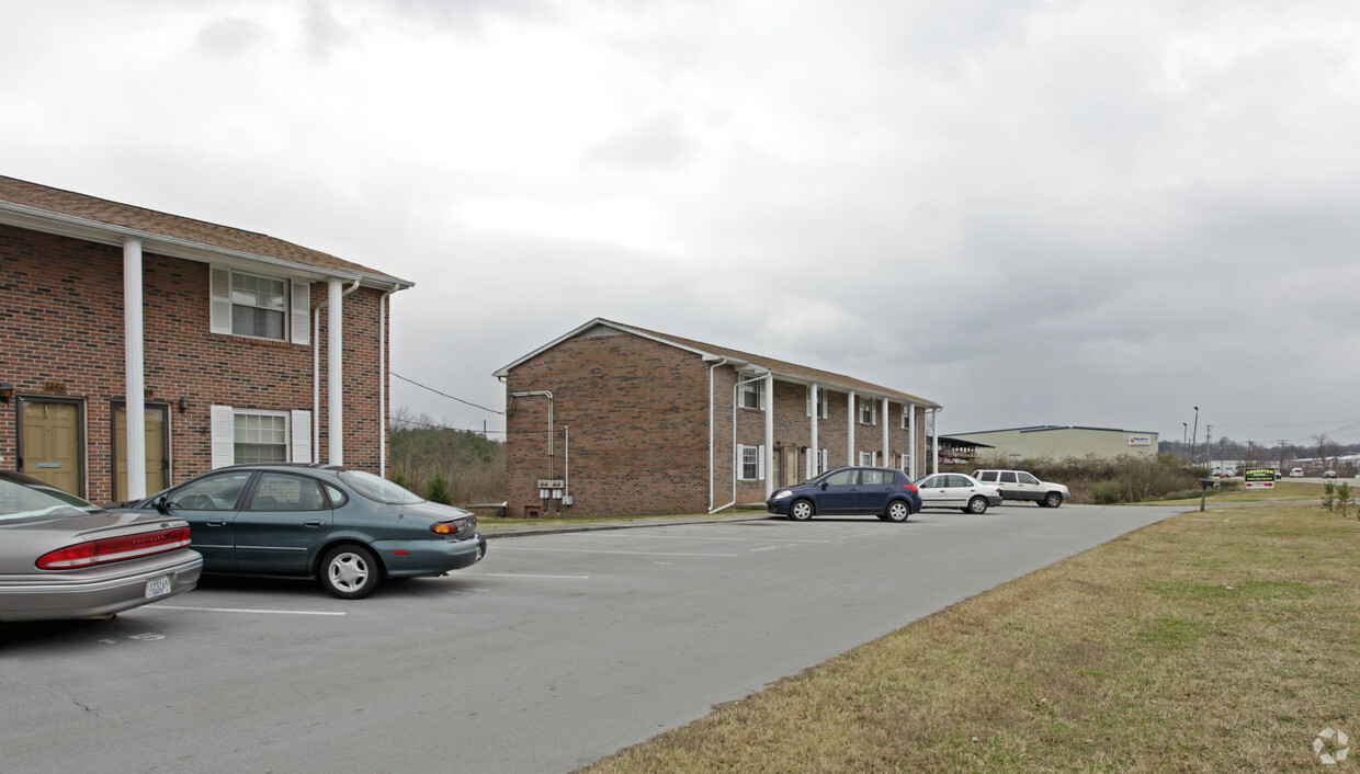 Foto del edificio - John Sevier Townhouses