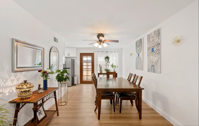 Foto del edificio - 1723 Ramon St