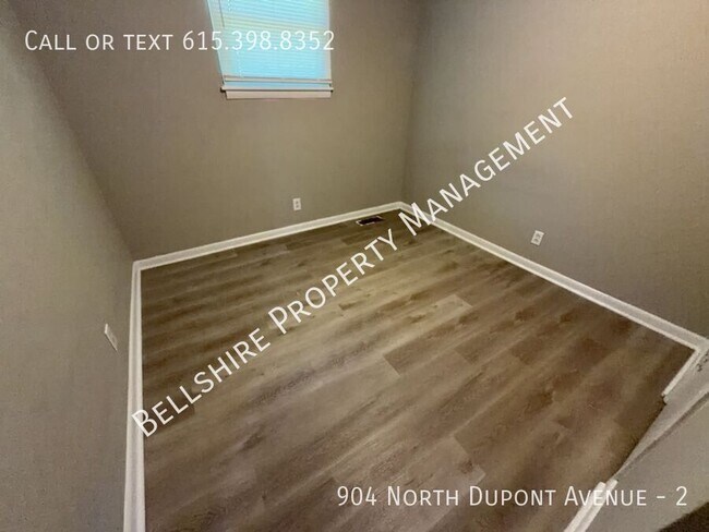 Building Photo - 904 N Dupont Ave