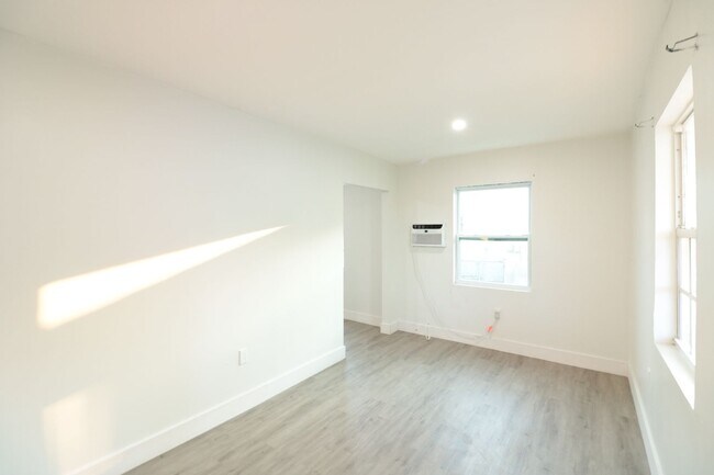 Foto del edificio - 1768 NW 112th Terrace