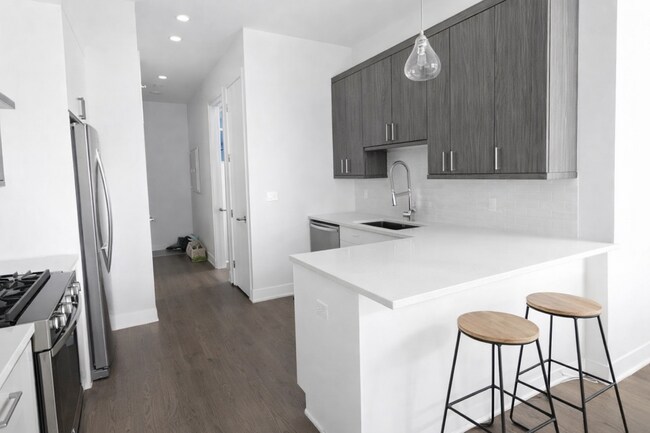 Foto del edificio - 2217 W Madison St
