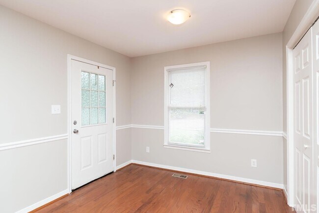 Foto del edificio - 213 N Boylan Avenue Unit A