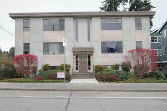 Building Photo - 3018 NW 85th St