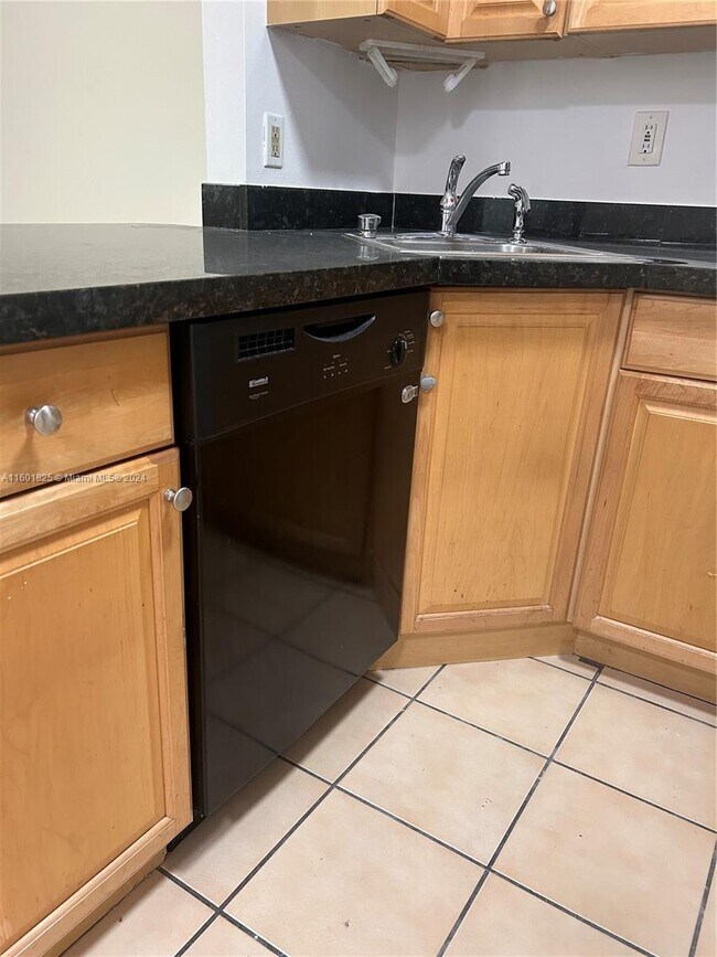 Foto del edificio - 17255 SW 95th Ave