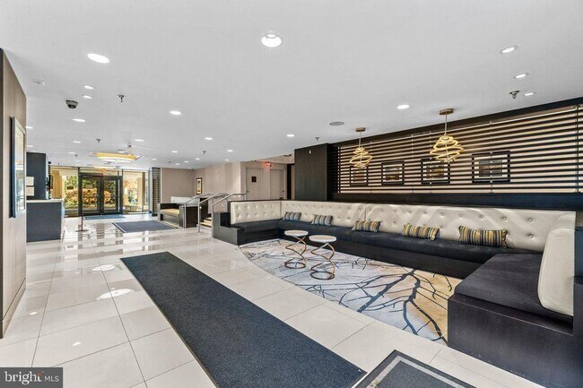 Foto del edificio - 7401 Westlake Terrace