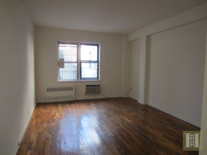 Primary Photo - 120 Sullivan St