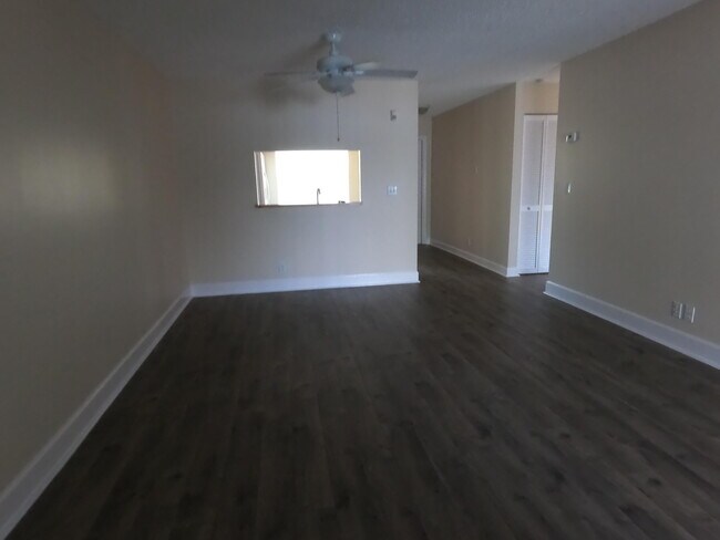 Building Photo - 16363 Water Way