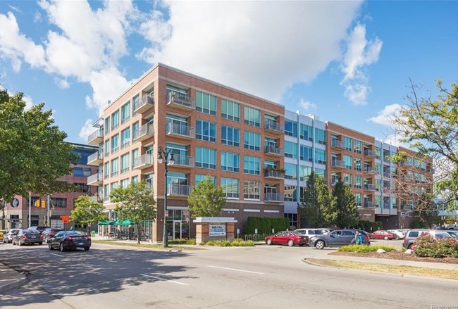 Building Photo - Ellington Lofts