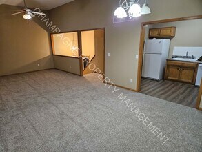 Building Photo - 6524 NE 44th St