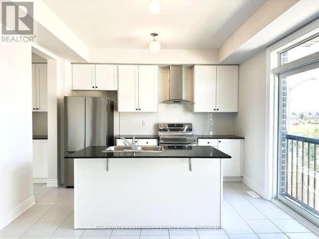 Building Photo - 259 Tennant Cir