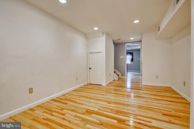 Foto del edificio - 1029 Booth St