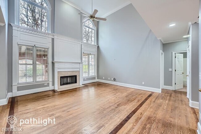 Foto del edificio - 5 br, 4 bath House - 1795 Millside Terrace...