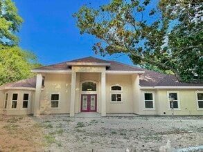 Building Photo - 503 Qualia Dr