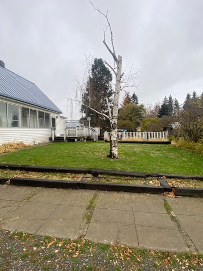 Building Photo - South Cle Elum Bungalow